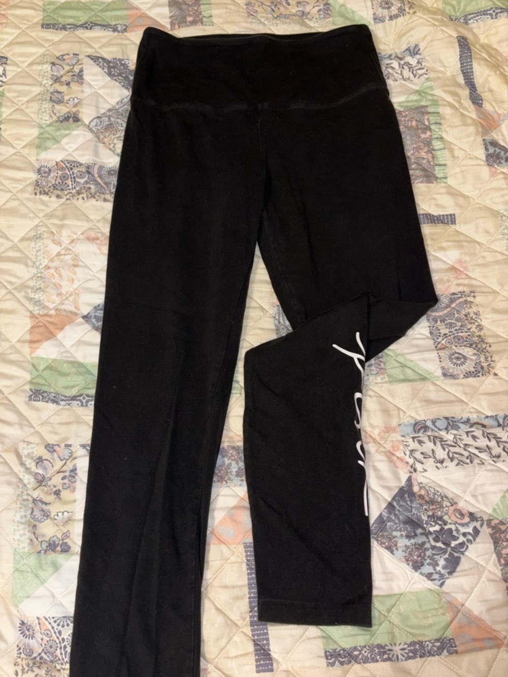 PINK Victoria's Secret Black Cotton Leggings with White Script Detail